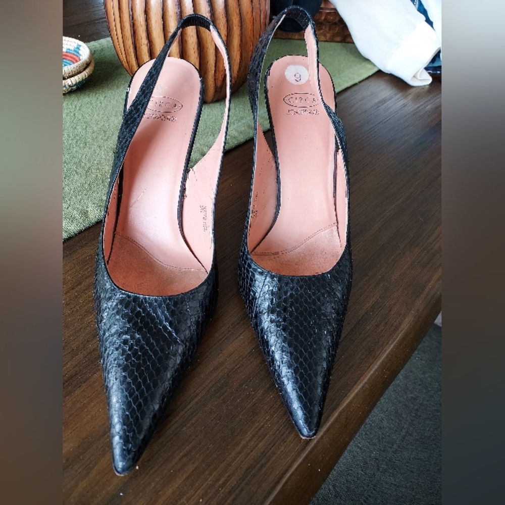 Circa Joan And David  Black Slingback Heels